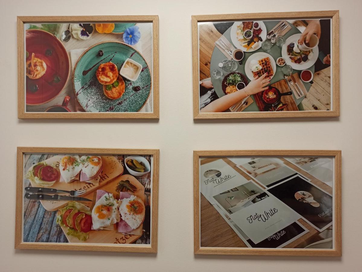 Flat White Centrum ซูวาว์กี ภายนอก รูปภาพ